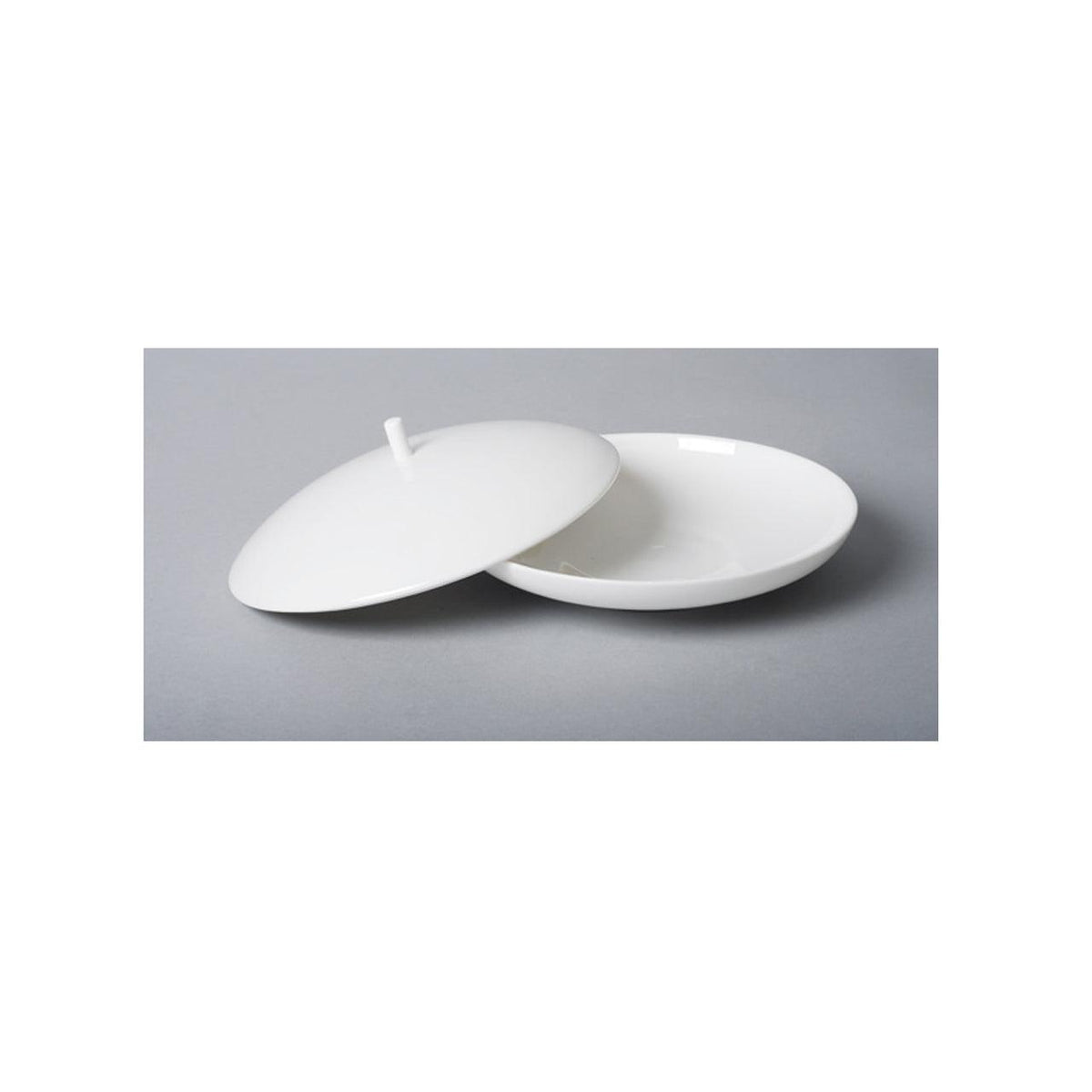Dimora Soup Bowl with Lid 8.25" - image 3